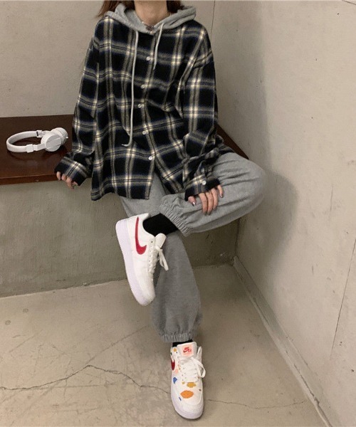 Teem Store(チームストア)の「フード付きレイヤードチェックネルシャツ(シャツ/ブラウス・レディース・ブラック・M/L)」の7枚目の写真