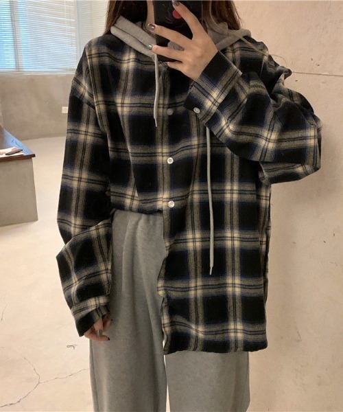 Teem Store(チームストア)の「フード付きレイヤードチェックネルシャツ(シャツ/ブラウス・レディース・ブラック・M/L)」の9枚目の写真