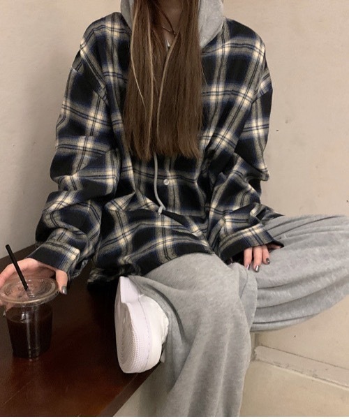 Teem Store(チームストア)の「フード付きレイヤードチェックネルシャツ(シャツ/ブラウス・レディース・ブラック・M/L)」の10枚目の写真