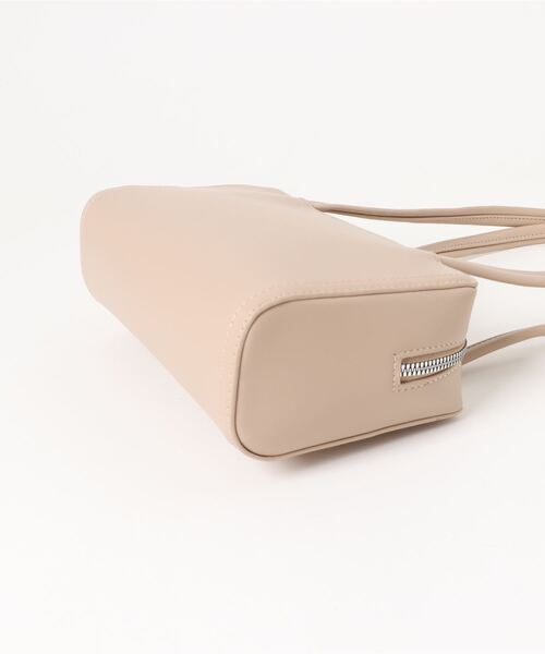 archives（アルシーヴ）の「スクエアショルダーバッグ（ショルダーバッグ・レディース・レッド/ベージュ/ブラック・FREE）」の5枚目の写真