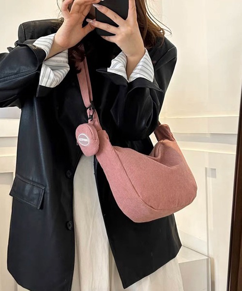 FUNALIVE（ファンアライブ）の「ABETTOR コーデュロイポーチ付ショルダーバッグ（小）（ショルダーバッグ・メンズ・ブラック/ホワイト/ベージュ/グリーン/ピンク・FREE）」の5枚目の写真