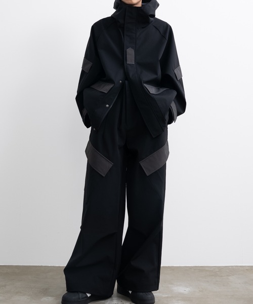 SINSS（シンス）の「Wide silhouette tech cargo pants / ワイドシルエットテックカーゴパンツ（カーゴパンツ・メンズ・ブラック・LARGE/MEDIUM/SMALL）」の2枚目の写真