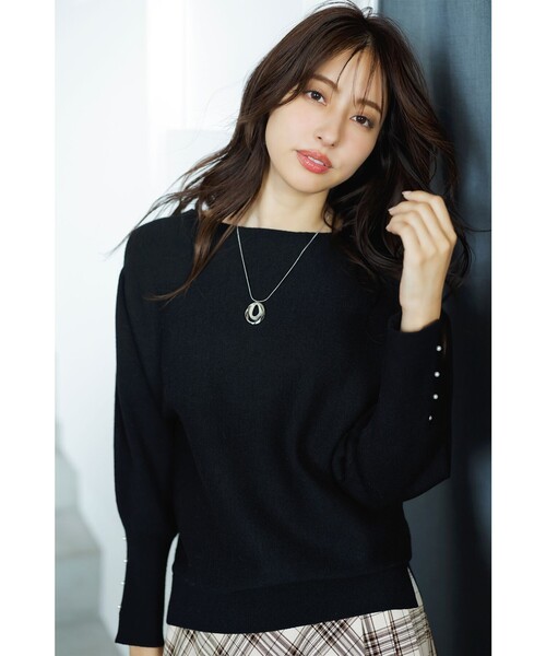 ANY SIS（エニィスィス）の「【洗える・セットアップ可】アンチピリングドルマン畔 ニット（ニット/セーター・レディース・アイボリー系/ブラック系/オレンジ系/ダルブルー系/ダークブラウン系・2）」の2枚目の写真