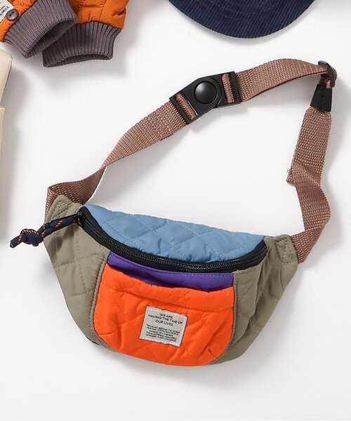 BREEZE（ブリーズ）の「キルティングミニショルダーバッグ（ボディバッグ/ウエストポーチ・キッズ・ブラック/レインボー・FREE）」の2枚目の写真