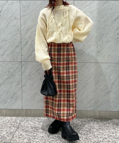 PURE BRIGHT（ピュアブライト）の「ラメチェックツイードナロースカート（スカート・レディース・レッド/ブラック・FREE）」の9枚目の写真