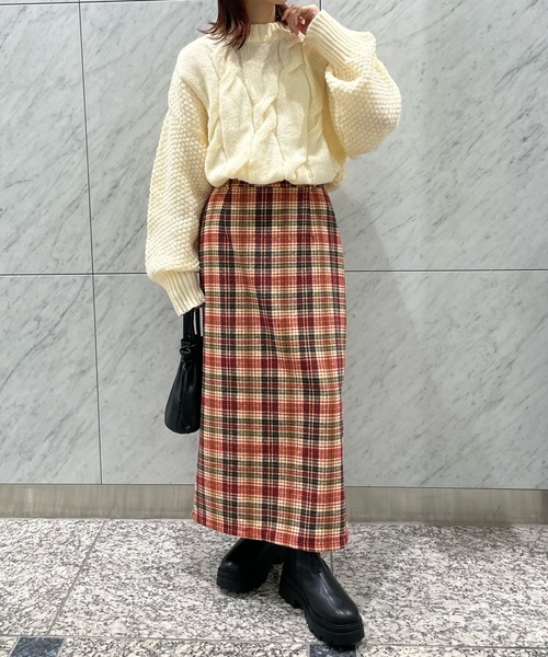 PURE BRIGHT（ピュアブライト）の「ラメチェックツイードナロースカート（スカート・レディース・レッド/ブラック・FREE）」の13枚目の写真