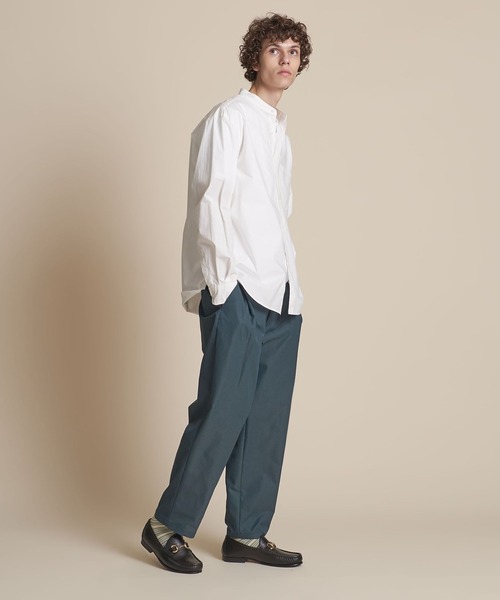 UNITED ARROWS（ユナイテッドアローズ）の「【マルチサイズ】コットンライク バルーンテーパードパンツ（その他パンツ・メンズ・ブラック/オリーブ/ブラウン/ベージュ/コバルトブルー/ネイビー・マルチサイズ）」の6枚目の写真