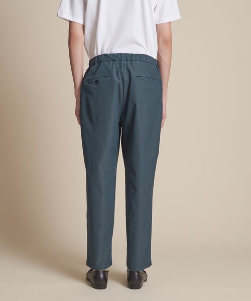 UNITED ARROWS（ユナイテッドアローズ）の「【マルチサイズ】コットンライク バルーンテーパードパンツ（その他パンツ・メンズ・ブラック/オリーブ/ブラウン/ベージュ/コバルトブルー/ネイビー・マルチサイズ）」の9枚目の写真