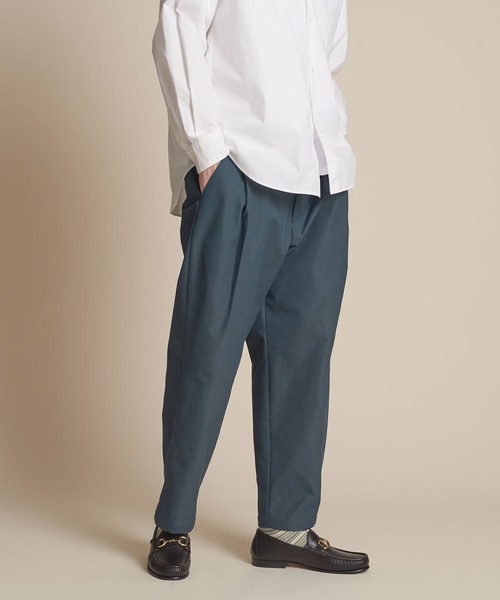 UNITED ARROWS（ユナイテッドアローズ）の「【マルチサイズ】コットンライク バルーンテーパードパンツ（その他パンツ・メンズ・ブラック/オリーブ/ブラウン/ベージュ/コバルトブルー/ネイビー・マルチサイズ）」の11枚目の写真