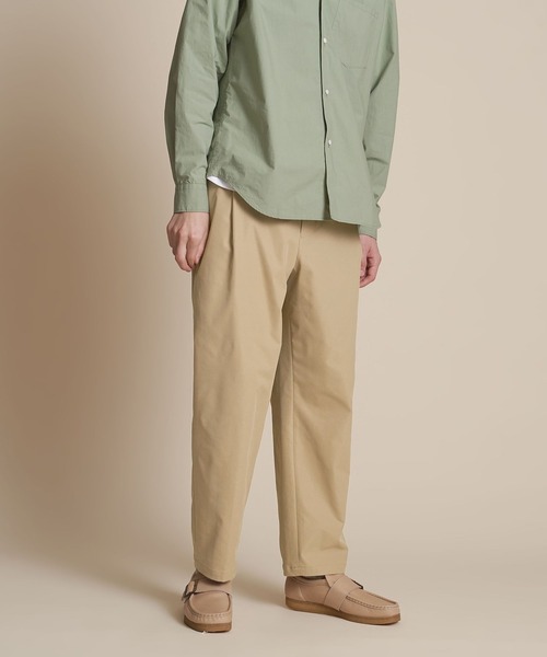 UNITED ARROWS（ユナイテッドアローズ）の「【マルチサイズ】コットンライク バルーンテーパードパンツ（その他パンツ・メンズ・ブラック/オリーブ/ブラウン/ベージュ/コバルトブルー/ネイビー・マルチサイズ）」の16枚目の写真