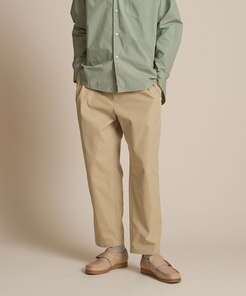 UNITED ARROWS（ユナイテッドアローズ）の「【マルチサイズ】コットンライク バルーンテーパードパンツ（その他パンツ・メンズ・ブラック/オリーブ/ブラウン/ベージュ/コバルトブルー/ネイビー・マルチサイズ）」の17枚目の写真