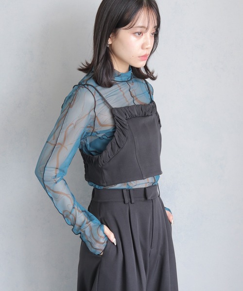 cheriella（シェリエラ）の「【cheriella】セットアップ ビスチェ付きスラックスワイドパンツ SETUP WITH BUSTIER SLACKS WIDE PANTS（セットアップ・レディース・ブラック/グレイッシュベージュ/チャコールグレー・M）」の18枚目の写真