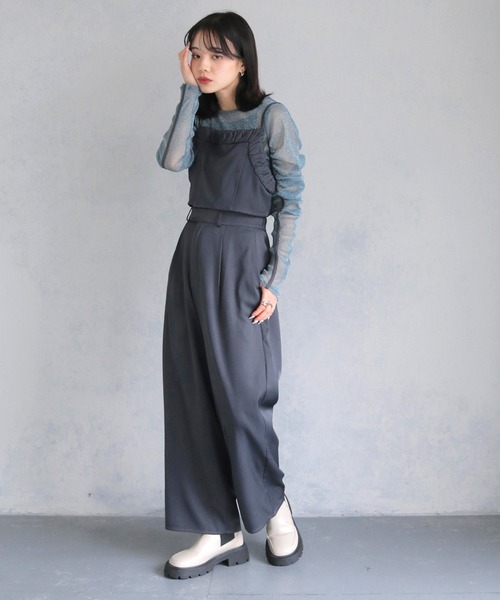 cheriella（シェリエラ）の「【cheriella】セットアップ ビスチェ付きスラックスワイドパンツ SETUP WITH BUSTIER SLACKS WIDE PANTS（セットアップ・レディース・ブラック/グレイッシュベージュ/チャコールグレー・M）」の13枚目の写真