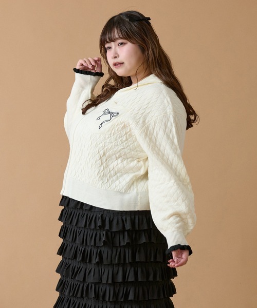 Louiosy（ルオシー）の「【大きいサイズ】ワンポイント刺繍入りポケット付きニットパーカー（カーディガン/ボレロ・レディース・ブラック/オフホワイト・4L/3L/X-LARGE）」の8枚目の写真