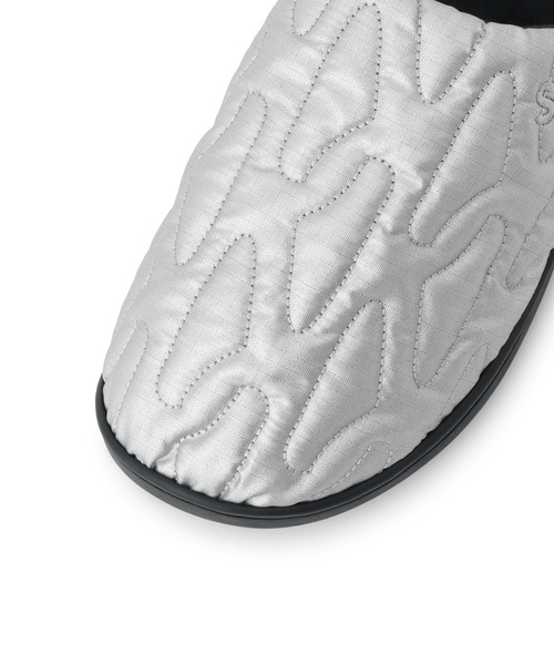 SALON adam et rope'（サロン アダム エ ロペ）の「【J'aDoRe・店舗限定】【SUBU(スブ)】Outline SILVER（スリッポン・レディース・シルバー・1）」の6枚目の写真