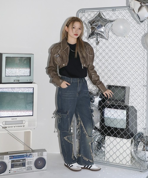MSGirl(エムエスジーガール)の「合皮切替クロップドジャケット(その他アウター・レディース・ブラック/ベージュ・F)」の8枚目の写真