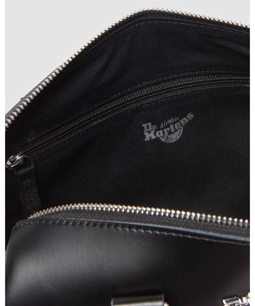 Dr. Martens(ドクターマーチン)の「Dr. Martens/ドクターマーチン トップ ハンドル バッグ 40758001(ハンドバッグ・レディース・ブラック・FREE)」の6枚目の写真