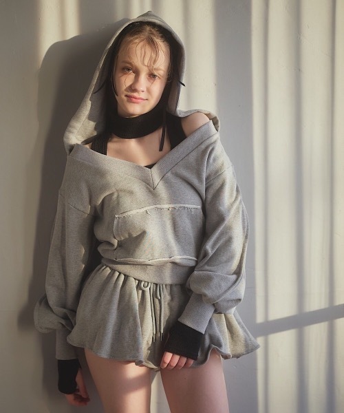 lilLilly(リルリリー)の「スウェットミニキュロットスカート(スカート・レディース・グレー/ブラック・FREE)」の7枚目の写真