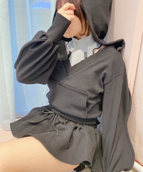 lilLilly(リルリリー)の「スウェットミニキュロットスカート(スカート・レディース・グレー/ブラック・FREE)」の15枚目の写真