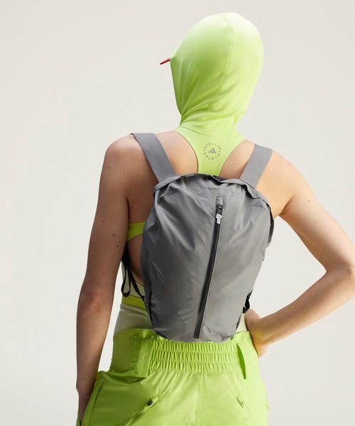 adidas by Stella McCartney(アディダスバイステラマッカートニー)の「adidas by Stella McCartney TrueNature バックパック ジャケット / アディダス adidas(マウンテンパーカー・レディース・グレー×ホワイト・XX-LARGE/LARGE/MEDIUM/SMALL/X-LARGE)」の7枚目の写真