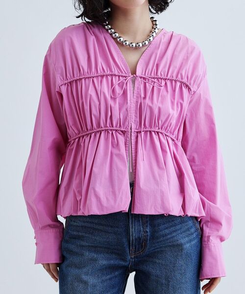 GALLEST(ギャレスト)の「シャーリングギャザーブラウス【フロントボタン/前開き】(シャツ/ブラウス・レディース・イエロー系その他/ホワイト/ベージュ/ピンク系・38)」の11枚目の写真