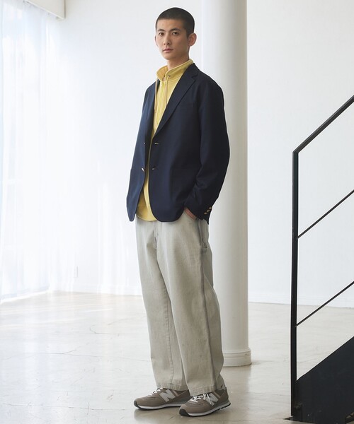 J.PRESS YORK STREET(ジェイプレスヨークストリート)の「【UNISEX】ネイビーブレザー / シングル / 金釦(テーラードジャケット・メンズ・ネイビー系・SMALL/LARGE)」の3枚目の写真