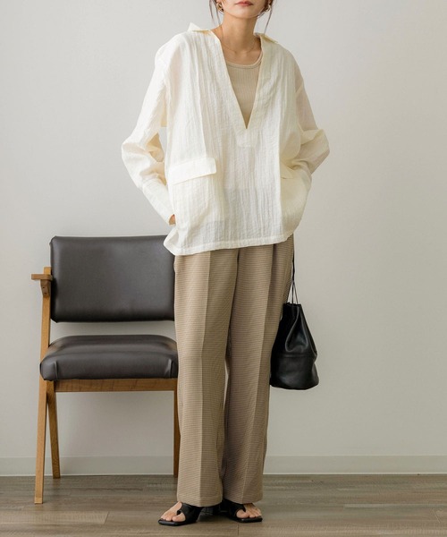 NOAHL(ノアル)の「【NOAHL】襟付きVネックシアーブラウス(シャツ/ブラウス・レディース・アイボリー/ピンク/ブラック・FREE)」の20枚目の写真