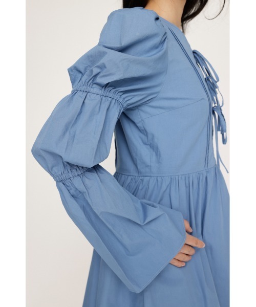 SLY(スライ)の「FRONT RIBBON PUFF SLEEVE OP フロント リボン パフスリーブ ワンピース(ワンピース・レディース・ブルー/ブラック・FREE)」の15枚目の写真