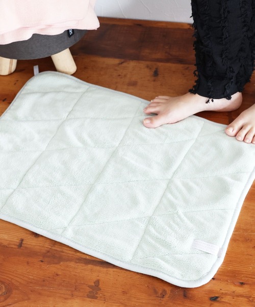 LAKOLE（ラコレ）の「クイックドライバスマット / 251712（バス/トイレグッズ・レディース・ブルー/グレー/チャコール/グリーン/ピンク・FREE）」の3枚目の写真