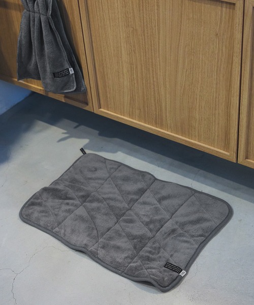 LAKOLE（ラコレ）の「クイックドライバスマット / 251712（バス/トイレグッズ・レディース・ブルー/グレー/チャコール/グリーン/ピンク・FREE）」の2枚目の写真