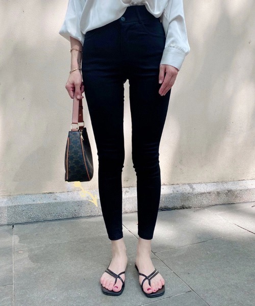 SallyLunn(サリーラン)の「ハイウエストストレッチスキニーパンツ(その他パンツ・レディース・ブラック・X-LARGE/LARGE/MEDIUM)」の2枚目の写真