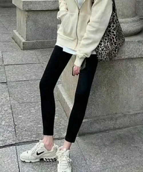 SallyLunn(サリーラン)の「ハイウエストストレッチスキニーパンツ(その他パンツ・レディース・ブラック・X-LARGE/LARGE/MEDIUM)」の4枚目の写真