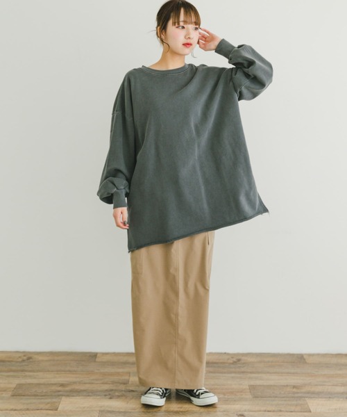 ITEMS URBANRESEARCH(アイテムズ アーバンリサーチ)の「ピグメント裏毛オーバースウェット(スウェット・レディース・ブラック/ブラウン/ブルー・FREE)」の9枚目の写真