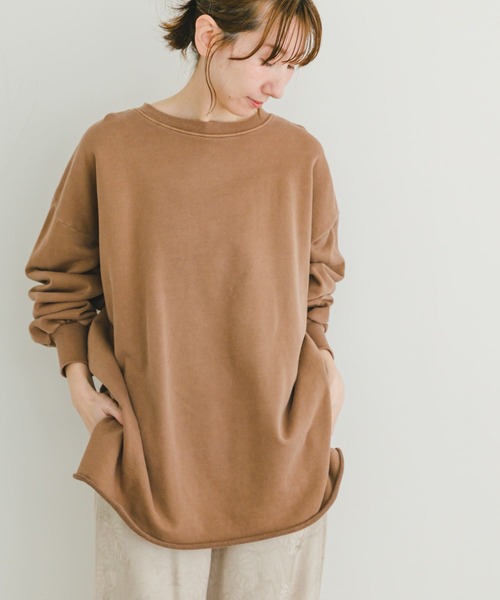 ITEMS URBANRESEARCH(アイテムズ アーバンリサーチ)の「ピグメント裏毛オーバースウェット(スウェット・レディース・ブラック/ブラウン/ブルー・FREE)」の11枚目の写真