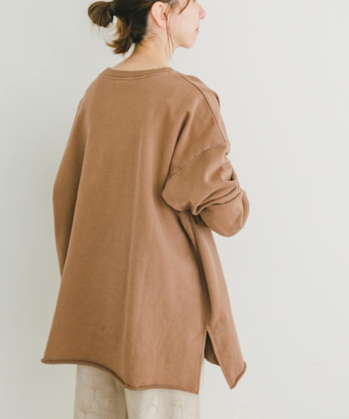 ITEMS URBANRESEARCH(アイテムズ アーバンリサーチ)の「ピグメント裏毛オーバースウェット(スウェット・レディース・ブラック/ブラウン/ブルー・FREE)」の12枚目の写真