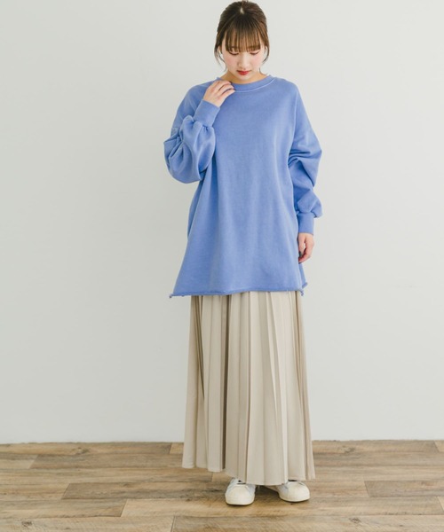 ITEMS URBANRESEARCH(アイテムズ アーバンリサーチ)の「ピグメント裏毛オーバースウェット(スウェット・レディース・ブラック/ブラウン/ブルー・FREE)」の16枚目の写真