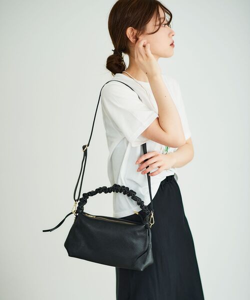 le.coeur blanc（ルクールブラン）の「《一部店舗/WEB限定》MILLELA FIRENZEギャザーハンドルバッグ（ショルダーバッグ・レディース・ブラック/ベージュ・FREE）」の15枚目の写真