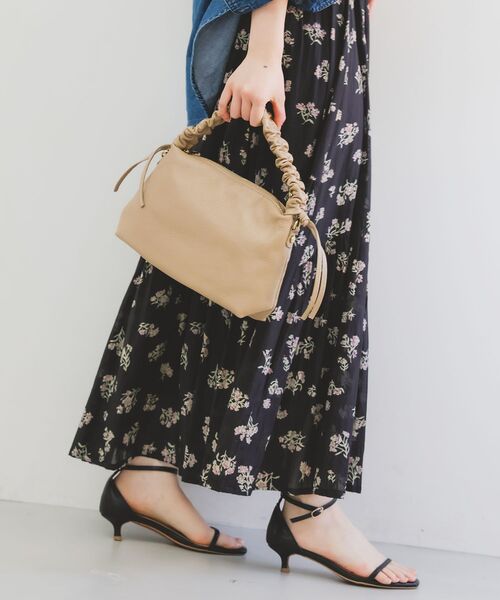 le.coeur blanc（ルクールブラン）の「《一部店舗/WEB限定》MILLELA FIRENZEギャザーハンドルバッグ（ショルダーバッグ・レディース・ブラック/ベージュ・FREE）」の19枚目の写真