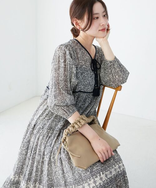 le.coeur blanc（ルクールブラン）の「《一部店舗/WEB限定》MILLELA FIRENZEギャザーハンドルバッグ（ショルダーバッグ・レディース・ブラック/ベージュ・FREE）」の6枚目の写真