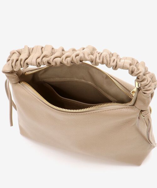 le.coeur blanc（ルクールブラン）の「《一部店舗/WEB限定》MILLELA FIRENZEギャザーハンドルバッグ（ショルダーバッグ・レディース・ブラック/ベージュ・FREE）」の12枚目の写真