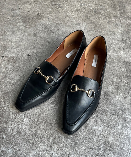 DouDou(ドゥドゥ)の「【WEB限定】ポインテッドビットローファー(ローファー・レディース・シルバー/ブラック・23cm/23.5cm/24cm/24.5cm)」の12枚目の写真