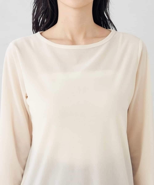 a.v.v(アーヴェヴェ)の「シアーベロアトップス(Tシャツ/カットソー・レディース・クリーム/アイボリー・36/38/40)」の3枚目の写真