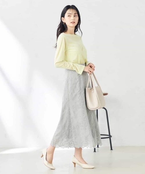 a.v.v(アーヴェヴェ)の「シアーベロアトップス(Tシャツ/カットソー・レディース・クリーム/アイボリー・36/38/40)」の12枚目の写真