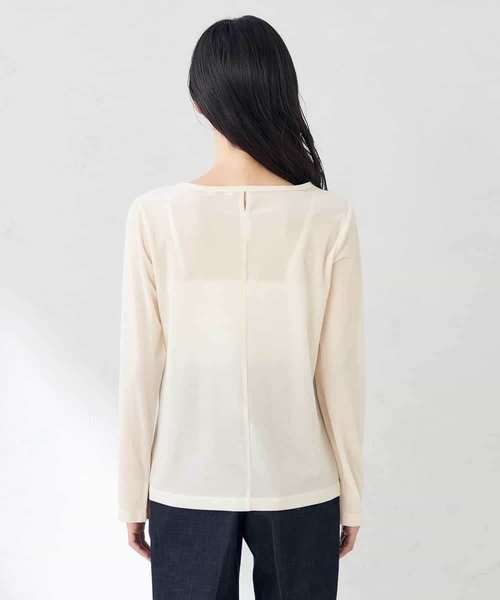 a.v.v(アーヴェヴェ)の「シアーベロアトップス(Tシャツ/カットソー・レディース・クリーム/アイボリー・36/38/40)」の22枚目の写真