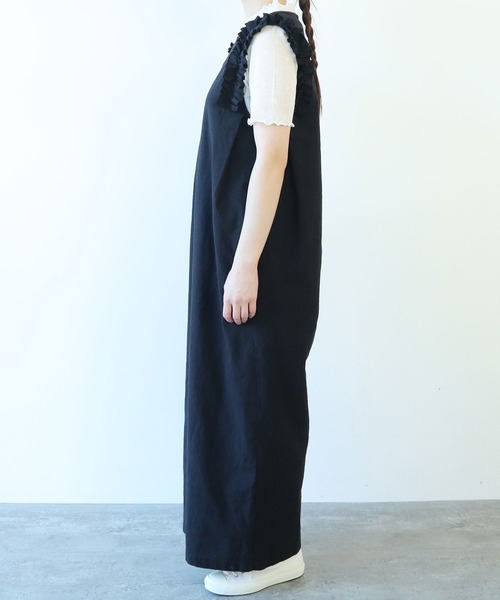 bulle de savon（ビュルデサボン）の「リネン/コットン ナチュラルトリプルワッシャー frill オールインワン（つなぎ/オールインワン・レディース・ブラック・FREE）」の9枚目の写真