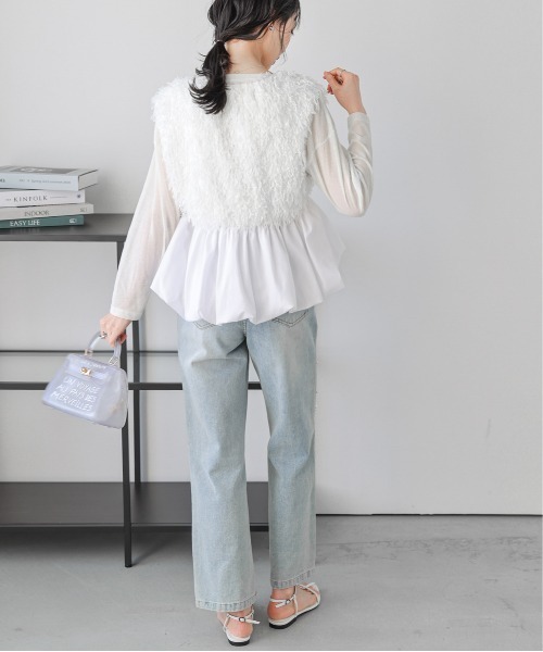 AMELY（エミリー）の「フェザーフリンジペプラムベスト（ベスト・レディース・ホワイト/ブラック・フリー）」の20枚目の写真