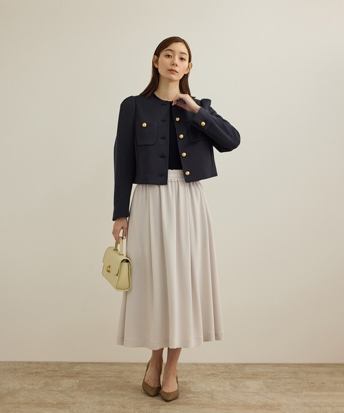 ROPE'(ロペ)の「金ボタンニットジャケット(ノーカラージャケット・レディース・ベージュ/ネイビー・38/36)」の12枚目の写真