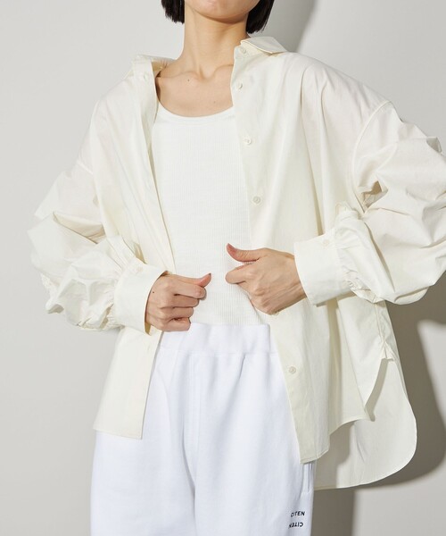 CITEN（シテン）の「＜CITEN＞ソデギャザーシャツ（シャツ/ブラウス・レディース・ライトブルー/オフホワイト/ワイン・FREE）」の18枚目の写真