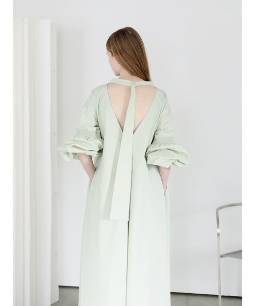 Katrin TOKYO（カトリーントーキョー）の「back open volume onepiece（ワンピース・レディース・グリーン/ホワイト/ブラック・FREE/XS）」の3枚目の写真