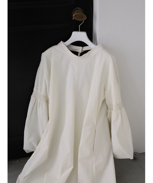 Katrin TOKYO（カトリーントーキョー）の「back open volume onepiece（ワンピース・レディース・グリーン/ホワイト/ブラック・FREE/XS）」の17枚目の写真